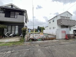 五感で感じる、現地でしかわからない事も沢山ございます。周辺環境なども一緒にご案内いたしますのでお気軽にお問合せください。
