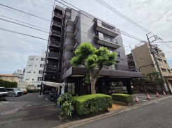 五感で感じる、現地でしかわからない事も沢山ございます。周辺環境なども一緒にご案内いたしますのでお気軽にお問合せください。
