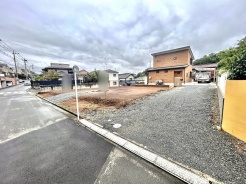 A号地 建築条件はございません。お好きなハウスメーカーさんで建築いただけます。