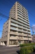 商業施設が徒歩圏内に充実、日々のお買い物も安心な環境です。
