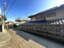 前面道路を含む現地写真