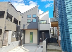 西武新宿線「西武柳沢」駅から徒歩９分！
日常をアクティブに楽しめる軽快ポジションの新築住宅。