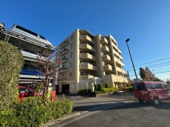 五感で感じる、現地でしかわからない事も沢山ございます。周辺環境なども一緒にご案内いたしますのでお気軽にお問合せください。
