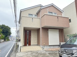 五感で感じる、現地でしかわからない事も沢山ございます。周辺環境なども一緒にご案内いたしますのでお気軽にお問合せください。
