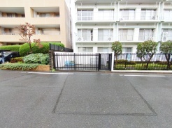 西東京市谷戸町２丁目