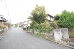 五感で感じる、現地でしかわからない事も沢山ございます。周辺環境なども一緒にご案内いたしますのでお気軽にお問合せください。
