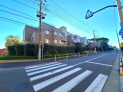 五感で感じる、現地でしかわからない事も沢山ございます。周辺環境なども一緒にご案内いたしますのでお気軽にお問合せください。
