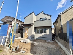 五感で感じる、現地でしかわからない事も沢山ございます。周辺環境なども一緒にご案内いたしますのでお気軽にお問合せください。
