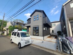 五感で感じる、現地でしかわからない事も沢山ございます。周辺環境なども一緒にご案内いたしますのでお気軽にお問合せください。
