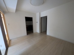 フローリング張替え済みです（平成28年2月）