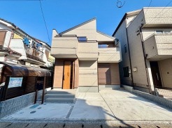 五感で感じる、現地でしかわからない事も沢山ございます。周辺環境なども一緒にご案内いたしますのでお気軽にお問合せください。
