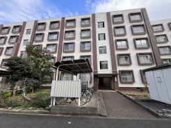 五感で感じる、現地でしかわからない事も沢山ございます。周辺環境なども一緒にご案内いたしますのでお気軽にお問合せください。
