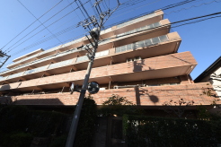 五感で感じる、現地でしかわからない事も沢山ございます。周辺環境なども一緒にご案内いたしますのでお気軽にお問合せください。
