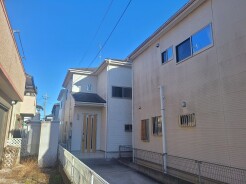 五感で感じる、現地でしかわからない事も沢山ございます。周辺環境なども一緒にご案内いたしますのでお気軽にお問合せください。
