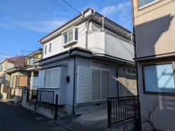 狭山ヶ丘駅から徒歩13分、武蔵藤沢駅から徒歩14分。2駅利用が可能です。