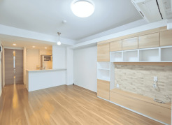 【ＬＤＫ／約10.4帖】
家族が一番集まる場所だから広々としつつも素敵な空間であって欲しい。
皆がくつろぐリビングからキッチンまでが一つに繋がる空間。