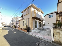 五感で感じる、現地でしかわからない事も沢山ございます。周辺環境なども一緒にご案内いたしますのでお気軽にお問合せください。
