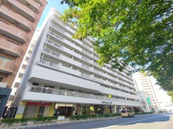 駅徒歩3分