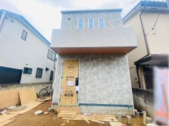 五感で感じる、現地でしかわからない事も沢山ございます。周辺環境なども一緒にご案内いたしますのでお気軽にお問合せください。
