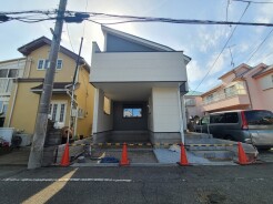 五感で感じる、現地でしかわからない事も沢山ございます。周辺環境なども一緒にご案内いたしますのでお気軽にお問合せください。
