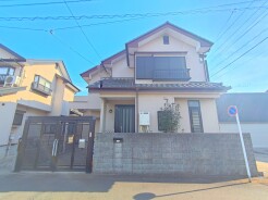 五感で感じる、現地でしかわからない事も沢山ございます。
周辺環境なども一緒にご案内いたしますのでお気軽にお問合せください。
