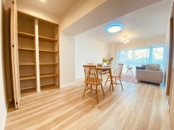 夕食の時間。家族、友人、両親、親戚との会話がより料理を美味しくしてくれる。あっという間に時間が過ぎてしまう居心地の良さは、普段はほっとする空間としてここにあります。
