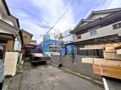 五感で感じる、現地でしかわからない事も沢山ございます。周辺環境なども一緒にご案内いたしますのでお気軽にお問合せください。
