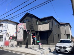 五感で感じる、現地でしかわからない事も沢山ございます。周辺環境なども一緒にご案内いたしますのでお気軽にお問合せください。
