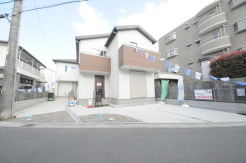 五感で感じる、現地でしかわからない事も沢山ございます。周辺環境なども一緒にご案内いたしますのでお気軽にお問合せください。
