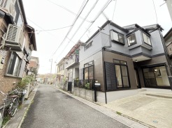 五感で感じる、現地でしかわからない事も沢山ございます。周辺環境なども一緒にご案内いたしますのでお気軽にお問合せください。
