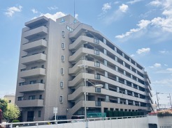 五感で感じる、現地でしかわからない事も沢山ございます。周辺環境なども一緒にご案内いたしますのでお気軽にお問合せください。
