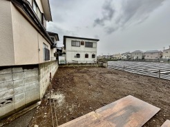 五感で感じる、現地でしかわからない事も沢山ございます。周辺環境なども一緒にご案内いたしますのでお気軽にお問合せください。
