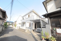 五感で感じる、現地でしかわからない事も沢山ございます。周辺環境なども一緒にご案内いたしますのでお気軽にお問合せください。
