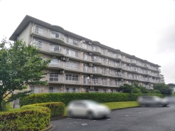 五感で感じる、現地でしかわからない事も沢山ございます。周辺環境なども一緒にご案内いたしますのでお気軽にお問合せください。
