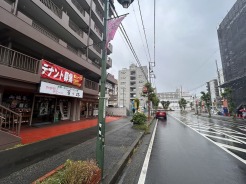 南側前面道路