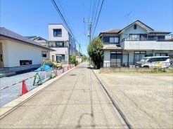 五感で感じる、現地でしかわからない事も沢山ございます。周辺環境なども一緒にご案内いたしますのでお気軽にお問合せください。
