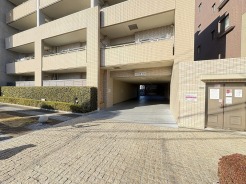 駐車場入り口