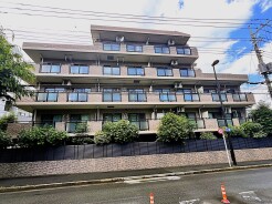 五感で感じる、現地でしかわからない事も沢山ございます。周辺環境なども一緒にご案内いたしますのでお気軽にお問合せください。
