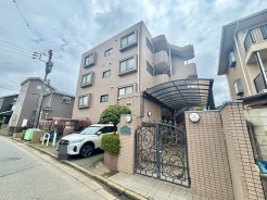 五感で感じる、現地でしかわからない事も沢山ございます。周辺環境なども一緒にご案内いたしますのでお気軽にお問合せください。
