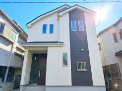 五感で感じる、現地でしかわからない事も沢山ございます。
周辺環境なども一緒にご案内いたしますのでお気軽にお問合せください。
