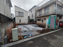 五感で感じる、現地でしかわからない事も沢山ございます。周辺環境なども一緒にご案内いたしますのでお気軽にお問合せください。

