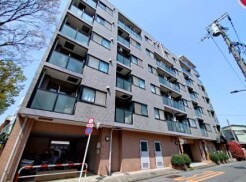 杉並区下高井戸３丁目
