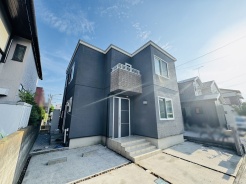 いつでもご案内いたします。一条工務店施行の中古物件です。全館空調システムが完備されており、快適にお過ごしいただけます。お気軽にお問い合わせくださいませ。
