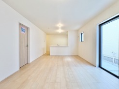 広々とした空間が、心地よい暮らしの始まりを予感させます