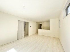 洗練された空間に広がる、穏やかな光と心地よい風。