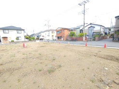 草加市氷川町