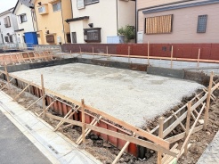 全７棟の分譲地です。建築途中の様子をご見学いただけます。