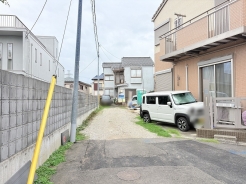 草加市苗塚町