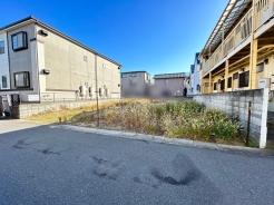 たっぷりの陽光と、開放感に包まれる空間でオンリーワンの家づくり。
