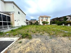 閑静な住宅地で、小さなお子様がいるご家族にも安心。
